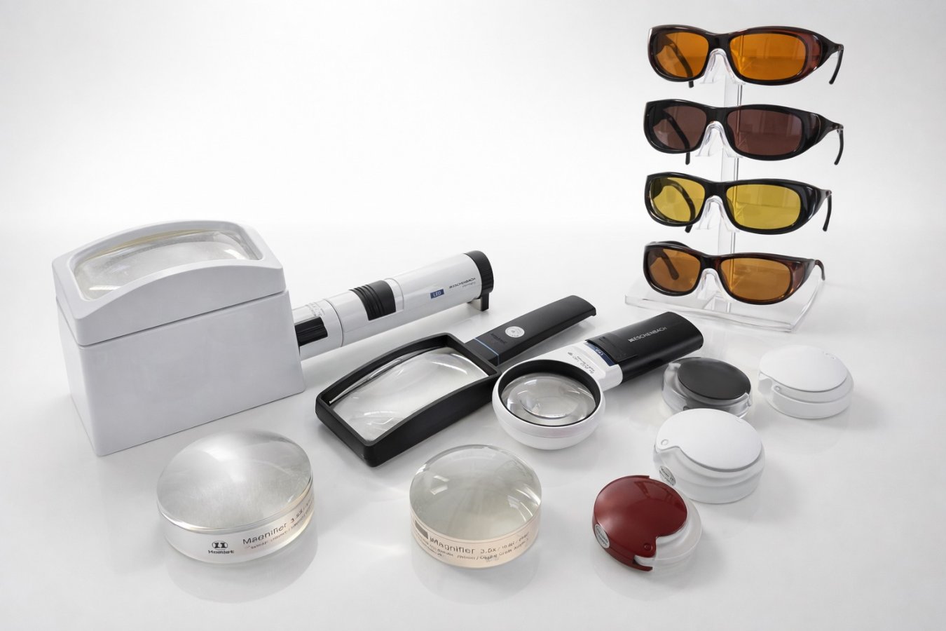 1150319-2-放大鏡及濾光眼鏡等輔具圖片由中興院區眼科提供.jpg