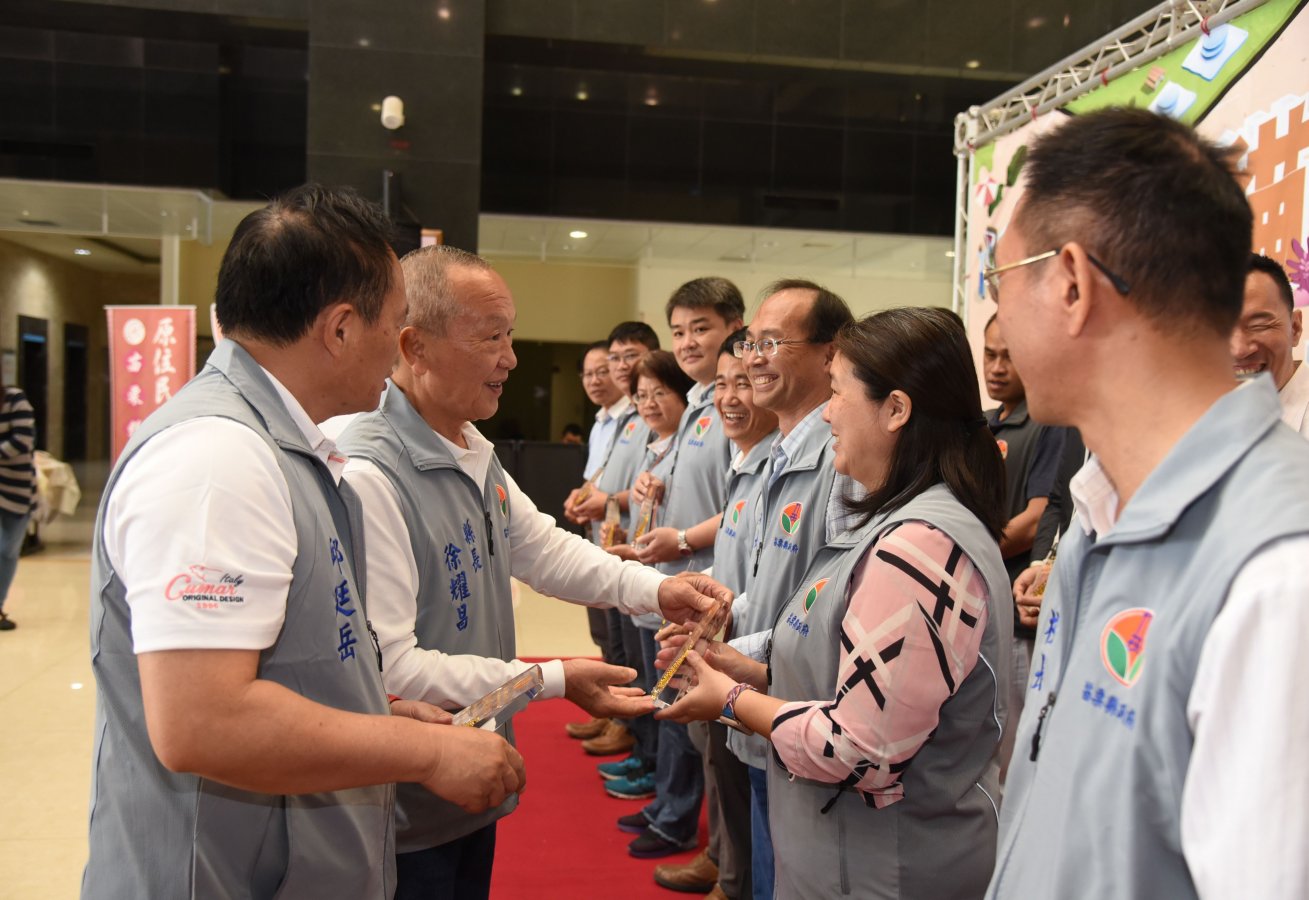 b21496ca-890c-491c-a6c8-8ba75fed6a4f.jpg