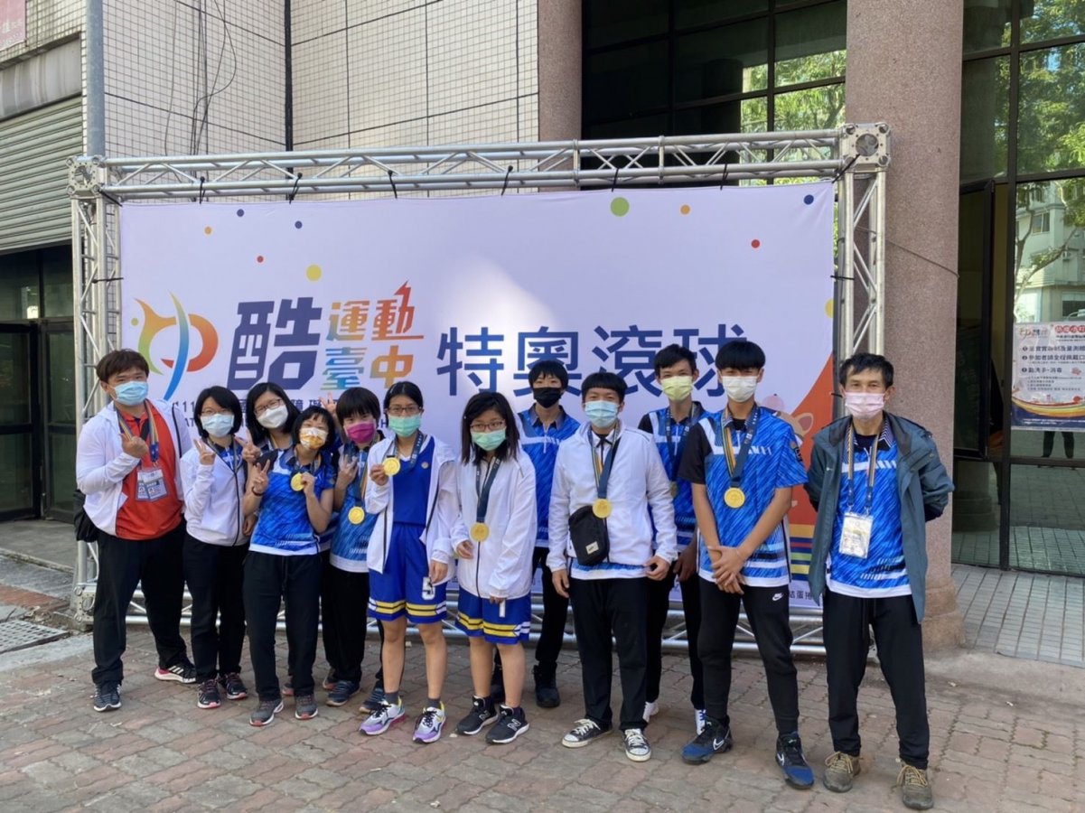 c2d8af08-d426-477b-8127-564e021947d2.jpg