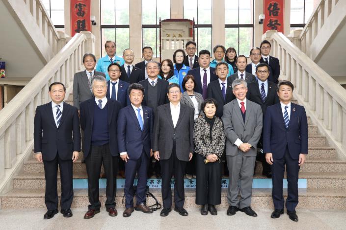eb61990f-a942-4def-8ea6-be0d9cdcb926710x470.jpg