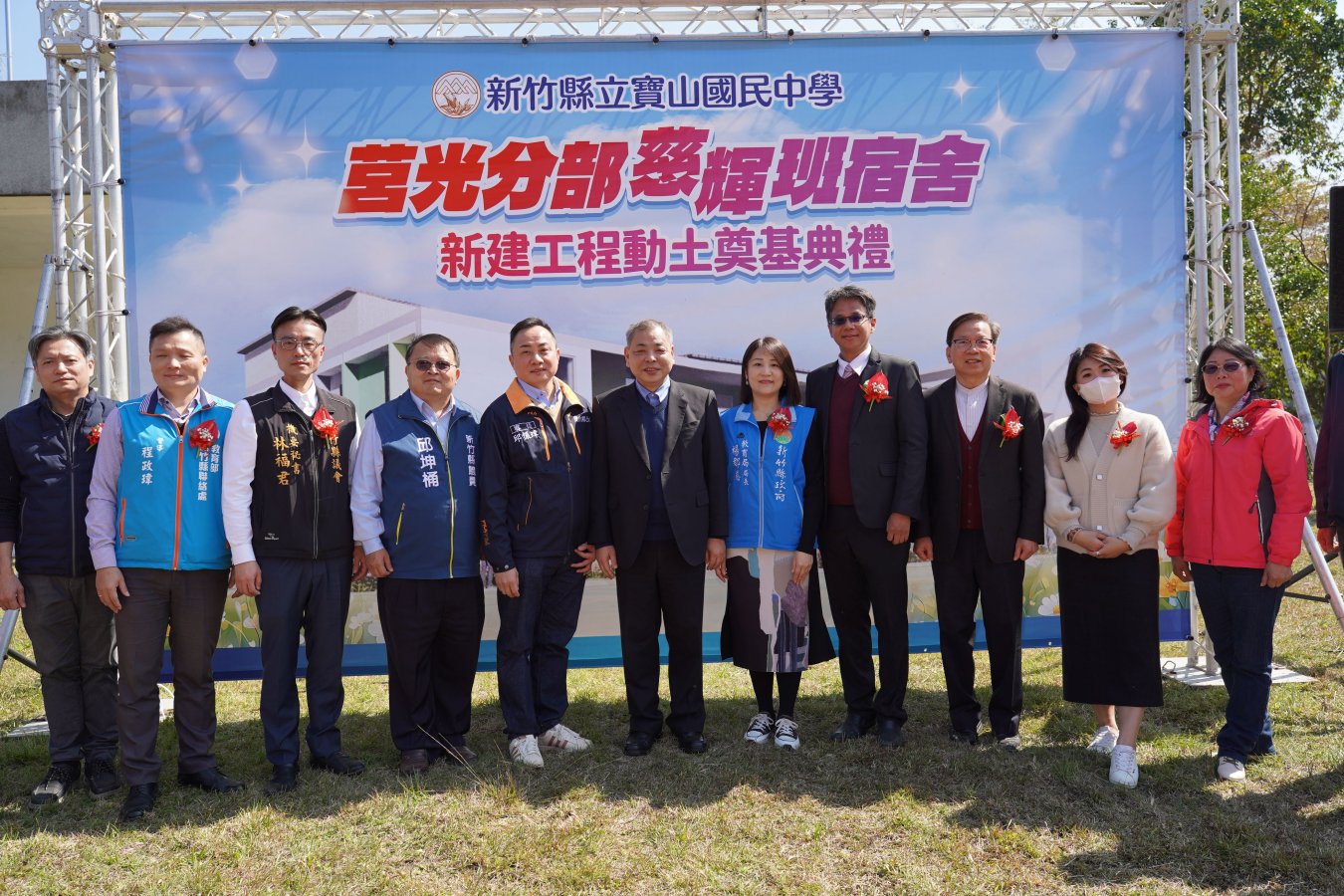 378f70b9-827d-4e32-aa59-59f0382fe1fa.jpg