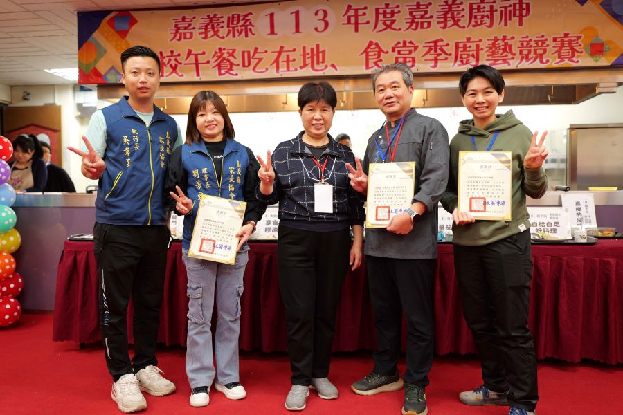 8d11ef99-5b99-43ae-a961-6c139f1d5c1a.jpg